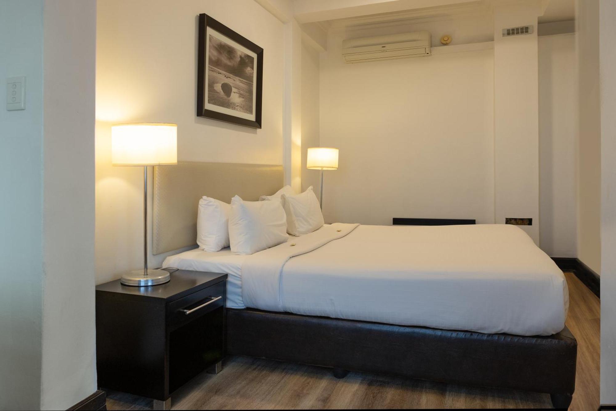 Parade Hotel เดอร์บัน ภายนอก รูปภาพ