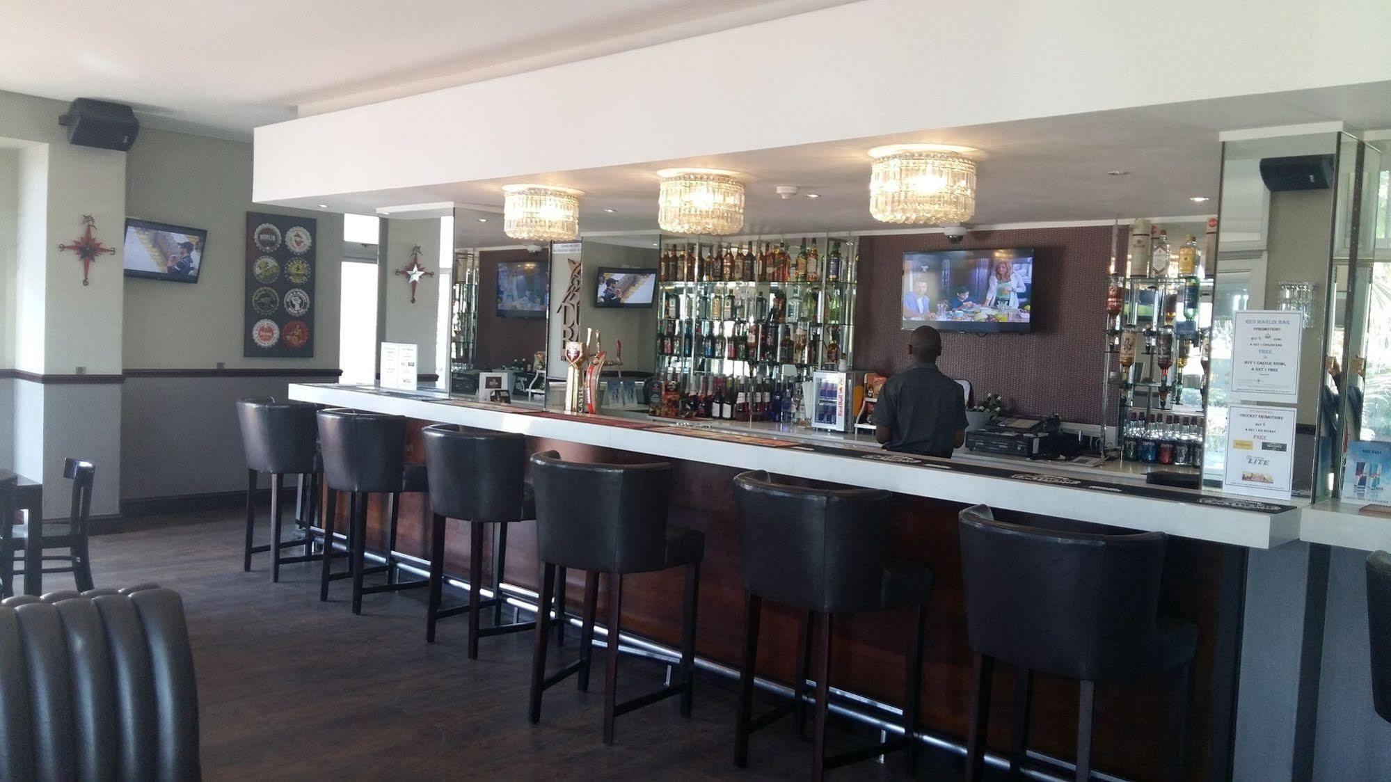 Parade Hotel เดอร์บัน ภายนอก รูปภาพ